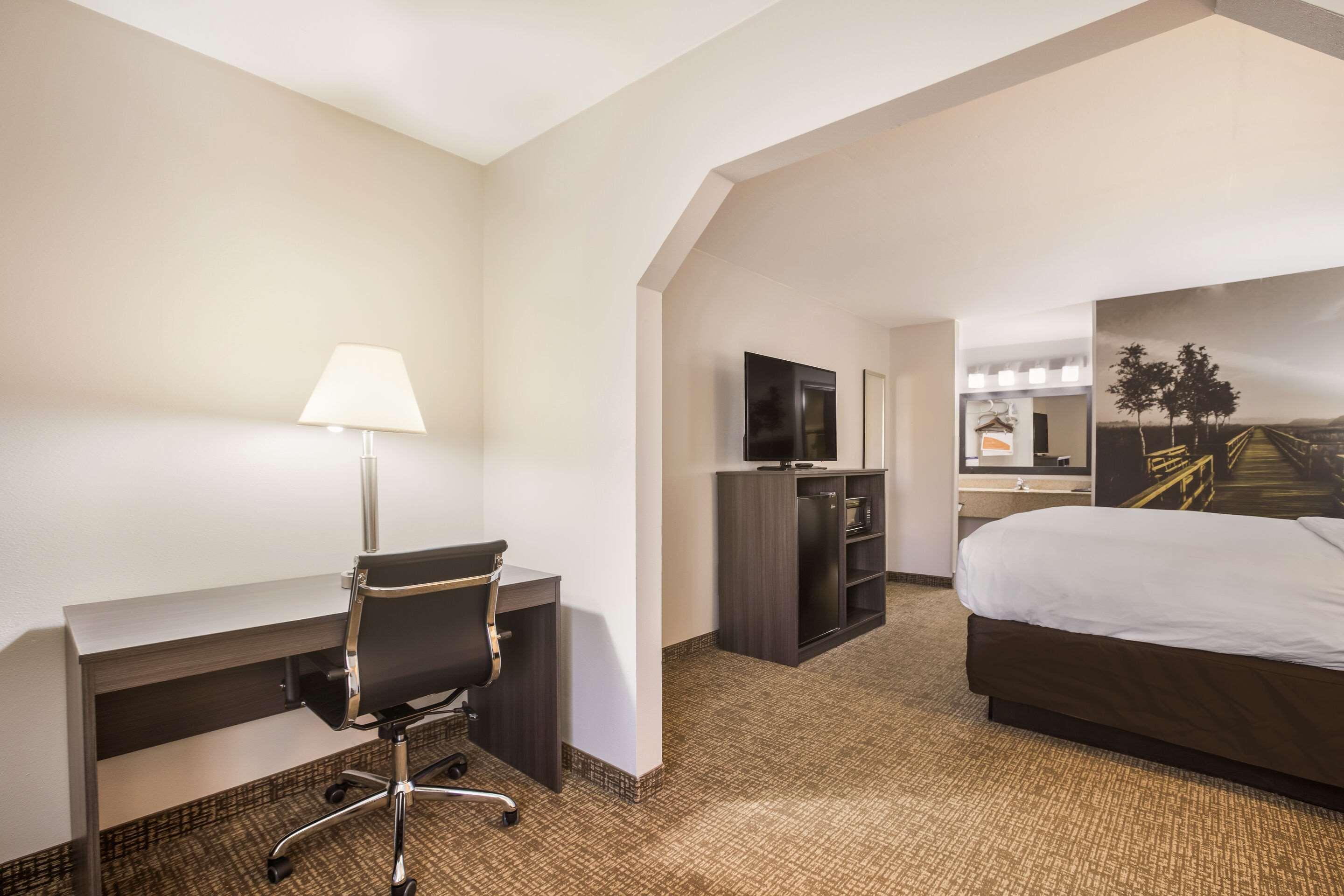 Hotel Clarion Pointe Forsyth I-75 Esterno foto