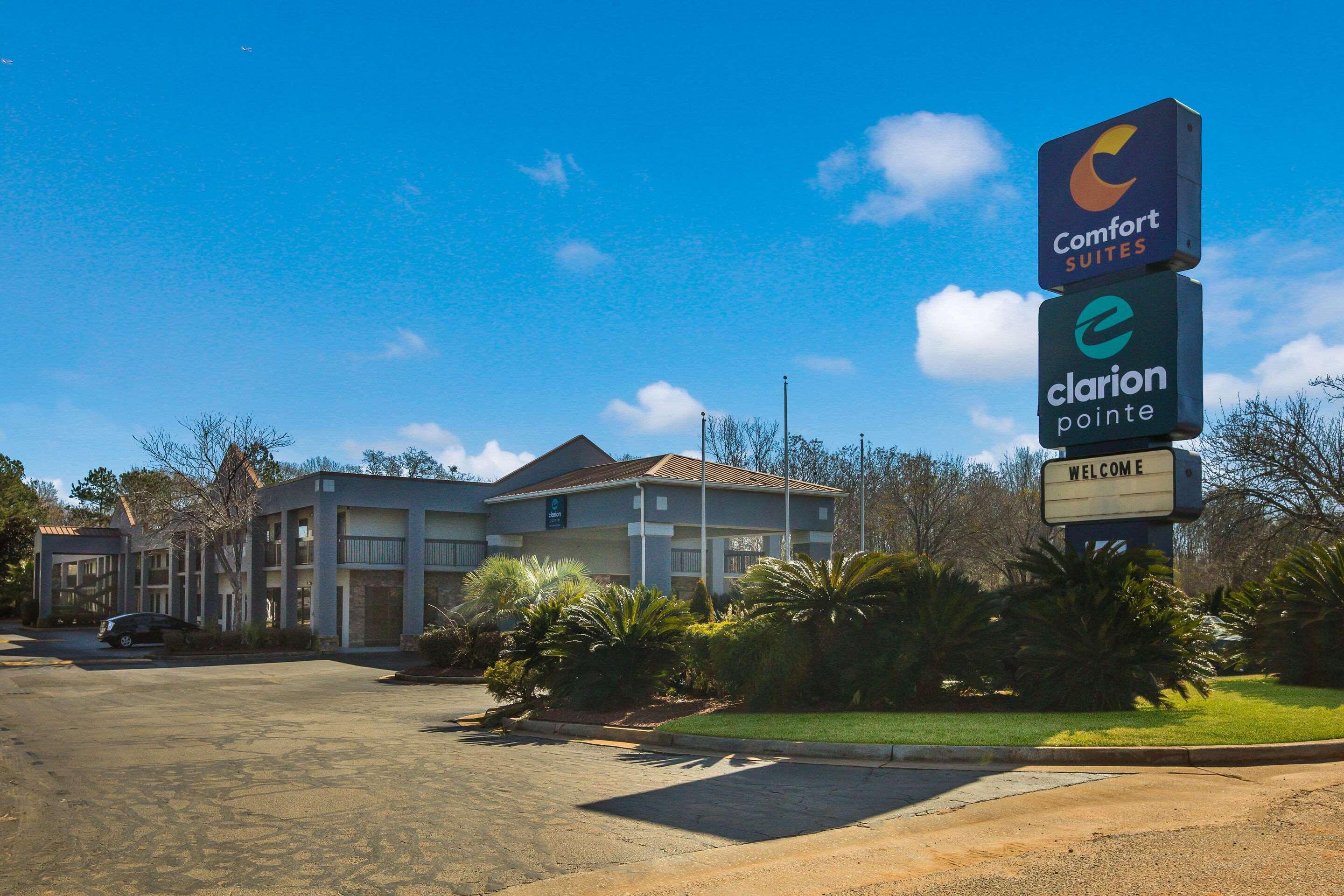 Hotel Clarion Pointe Forsyth I-75 Esterno foto
